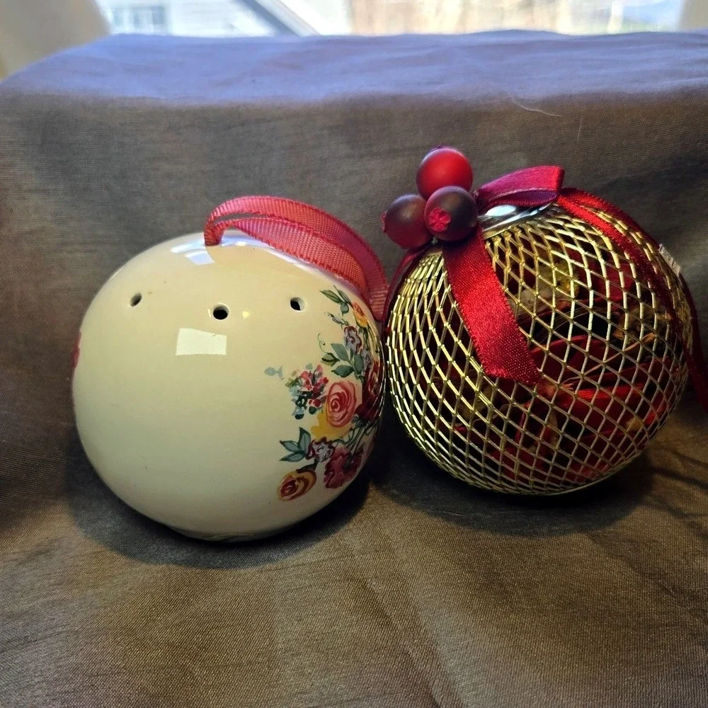 Vintage Pair Porcelain Round Pomander‎ Potpourri Ornament Balls